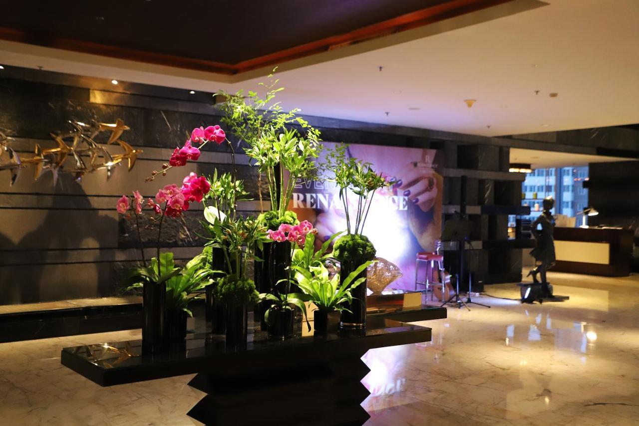Renaissance Beijing Capital Hotel Bagian luar foto