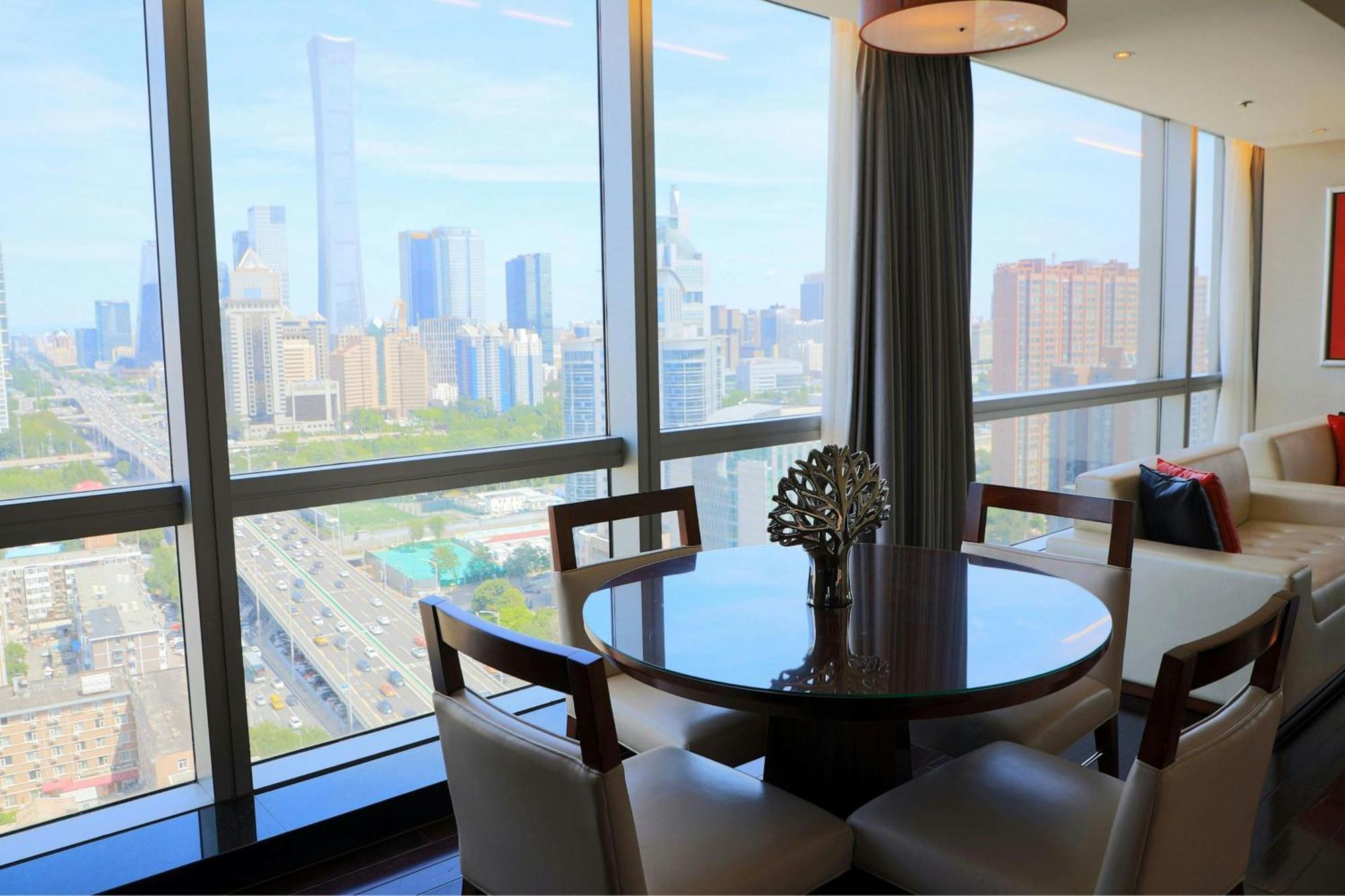 Renaissance Beijing Capital Hotel Bagian luar foto
